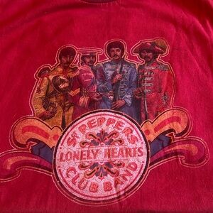 2007 Sgt. Peppers Lonely Hearts Club Band size Small 100% cotton tee